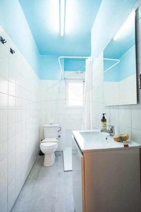 Ferienwohnung El Llar Del Gueelu Gijón Exterior foto