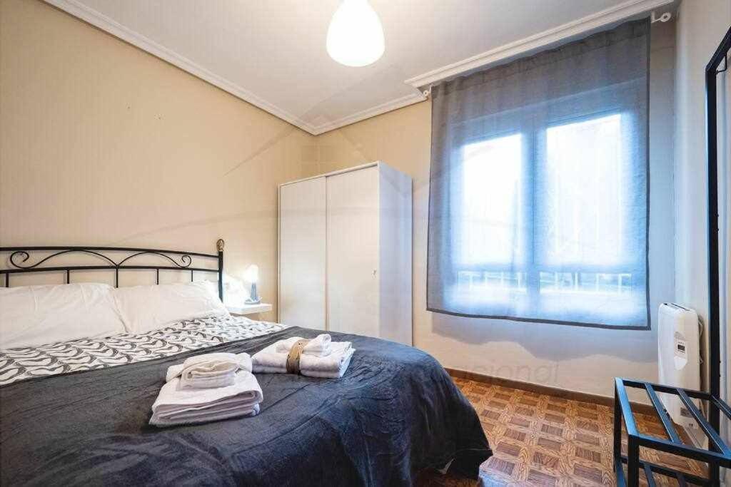 Ferienwohnung El Llar Del Gueelu Gijón Exterior foto