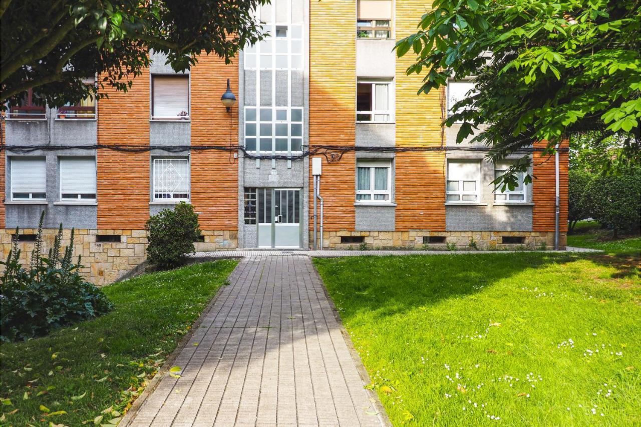Ferienwohnung El Llar Del Gueelu Gijón Exterior foto
